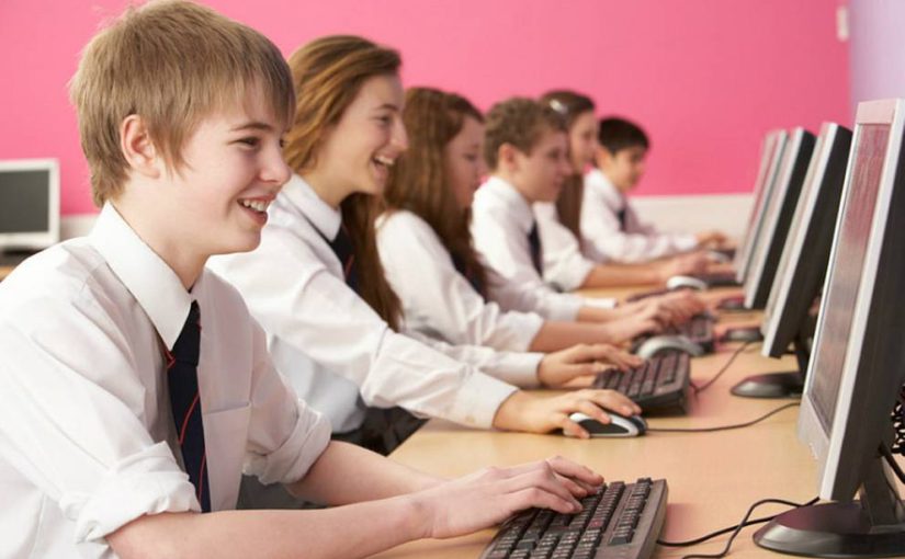 Для смоленских школьников проведут цифровые уроки «Профессии будущего»