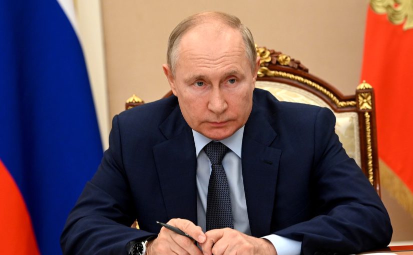 Владимир Путин заявил, что число довольных качеством медицинской помощи россиян должно расти