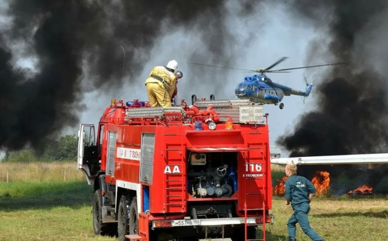Россия борется с природными пожарами, возникшими из-за аномальной жары